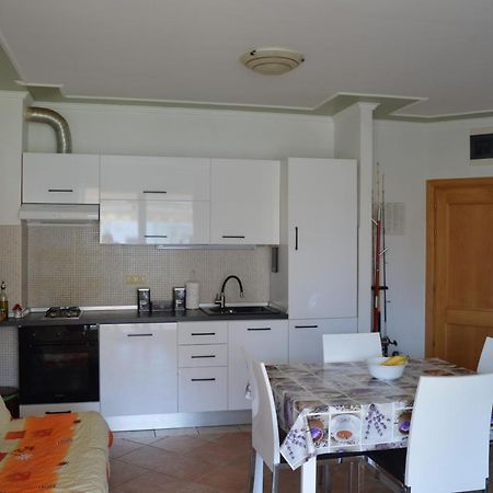 Apartment Svrco Zaboric Esterno foto