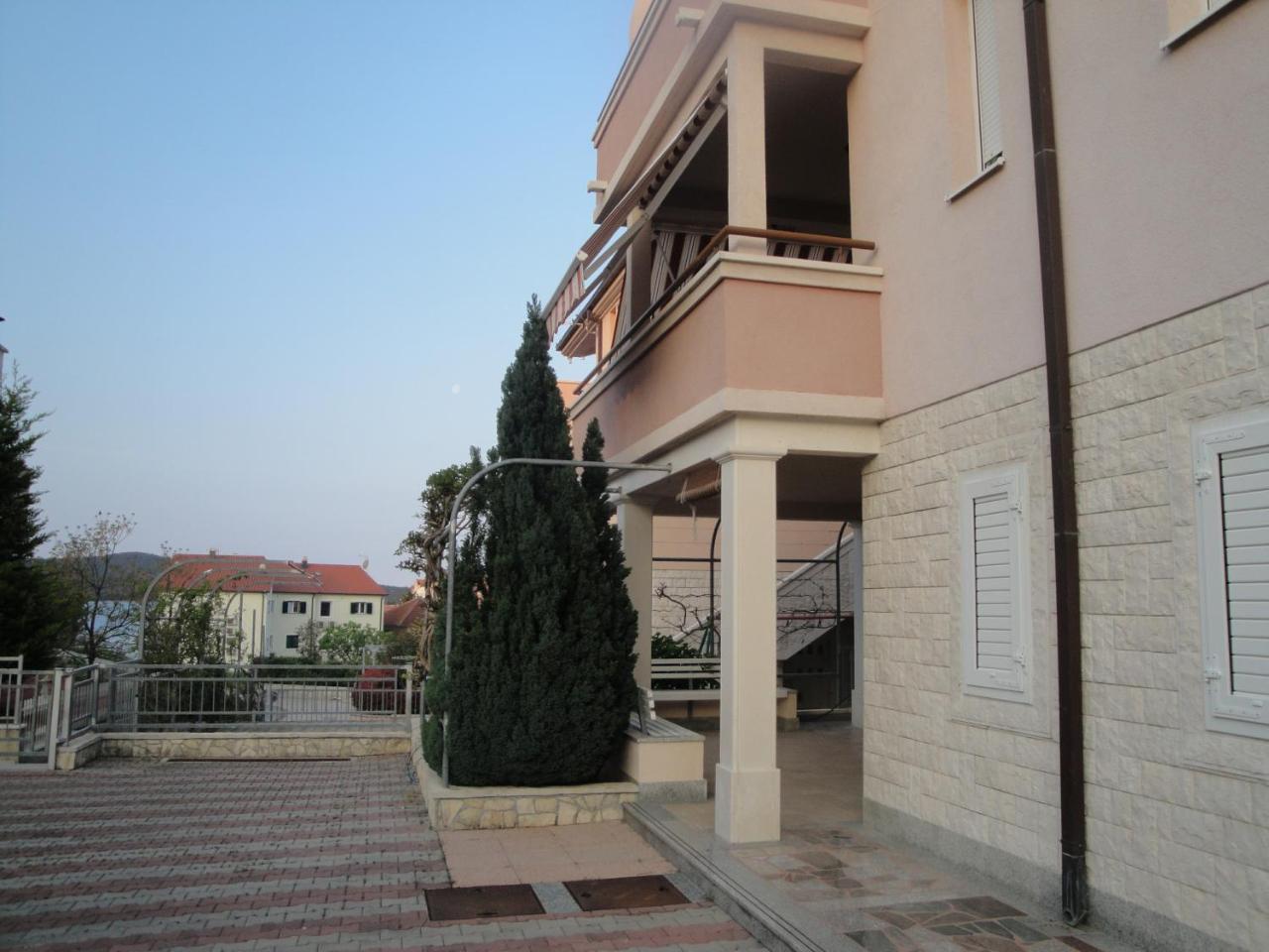 Apartment Svrco Zaboric Esterno foto